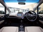 Honda Fit Shuttle Hybrid 2011 года